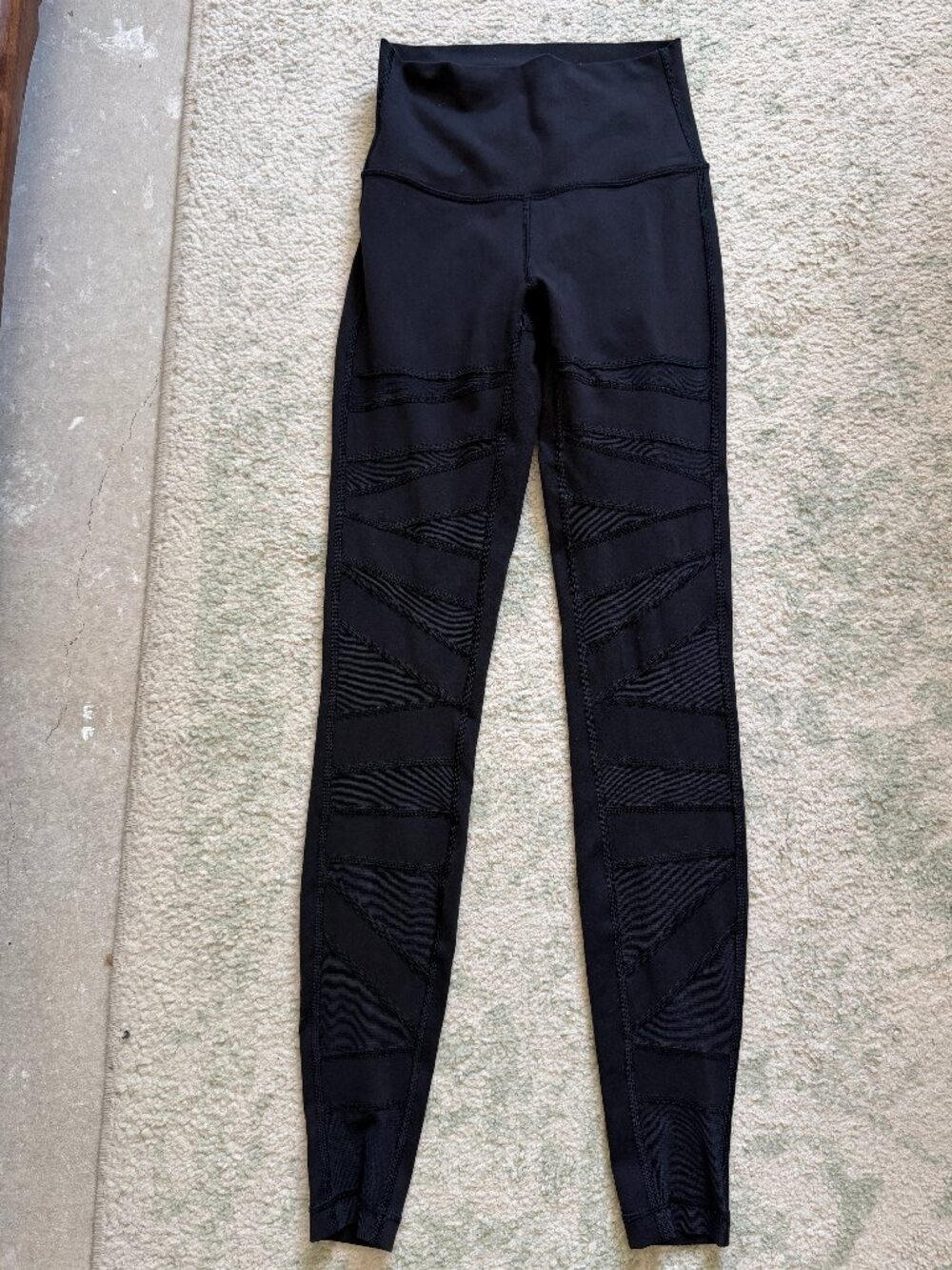 Lululemon High Times Pant Mesh Black Leggings High Rise Moto Style Size 2 - 28"